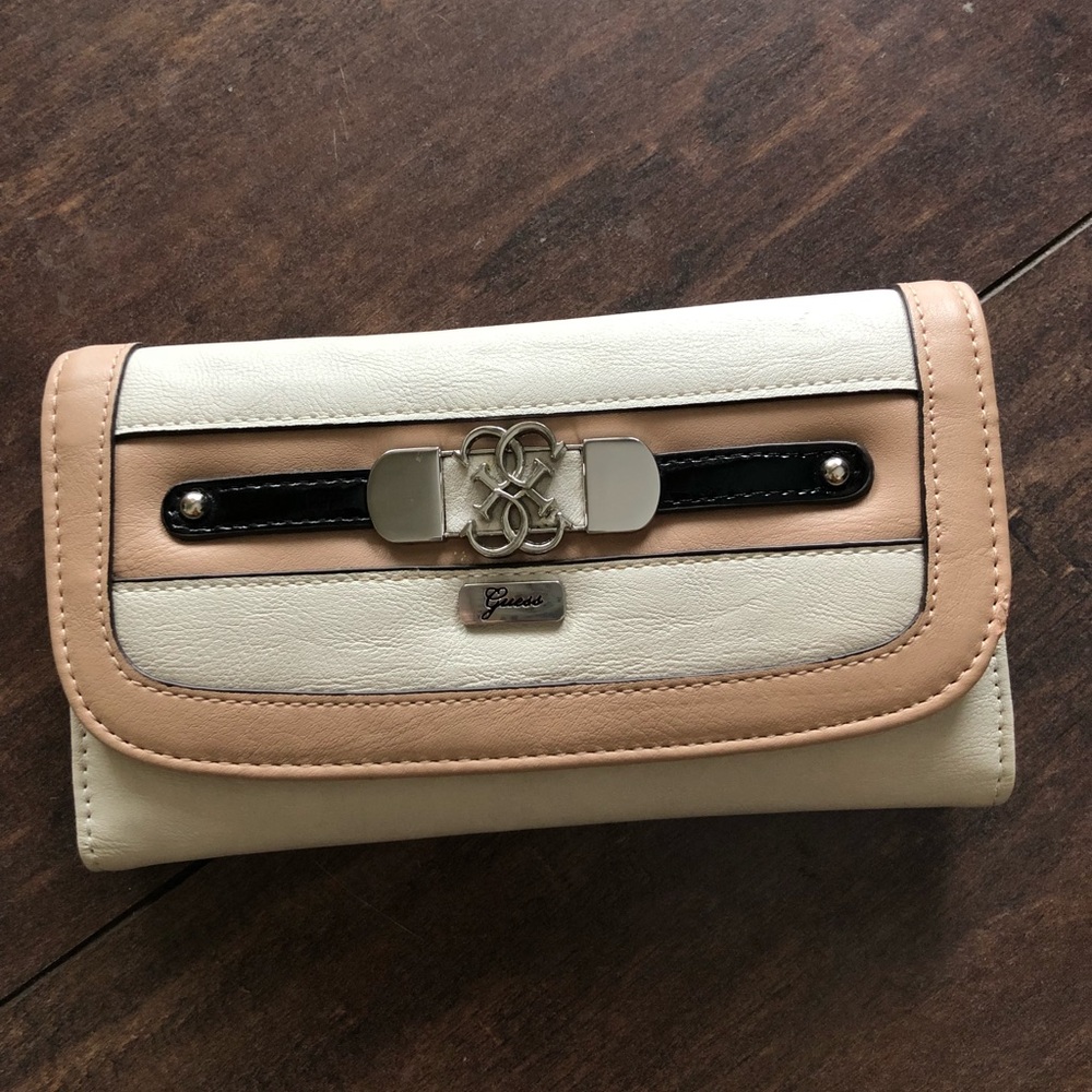 Authentic Guess wallet